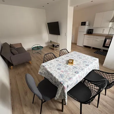 Moderne 2 Avec Cuisine équipée Proche Carling Et Saint-avold *